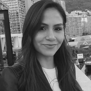 BrendaGrajales-headshot-1