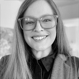 Holly-Puckett-Headshot-square